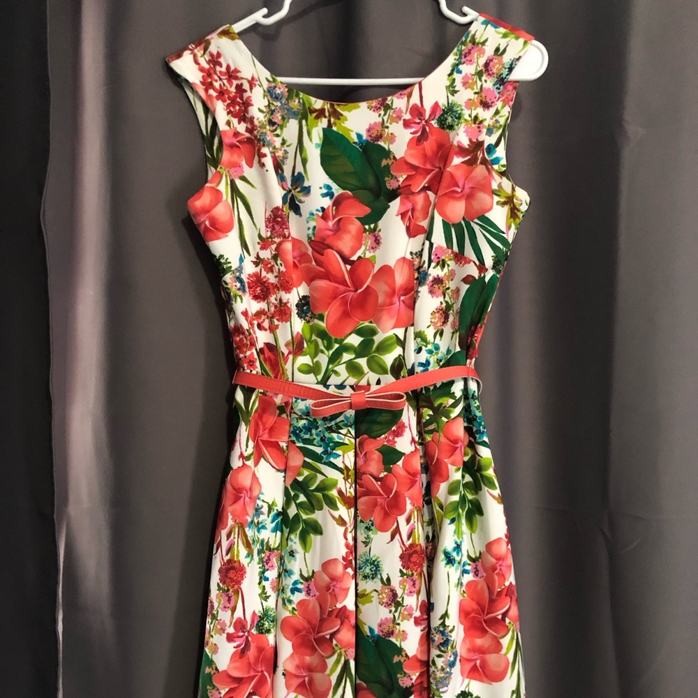 Retro-inspired cocktail dress
